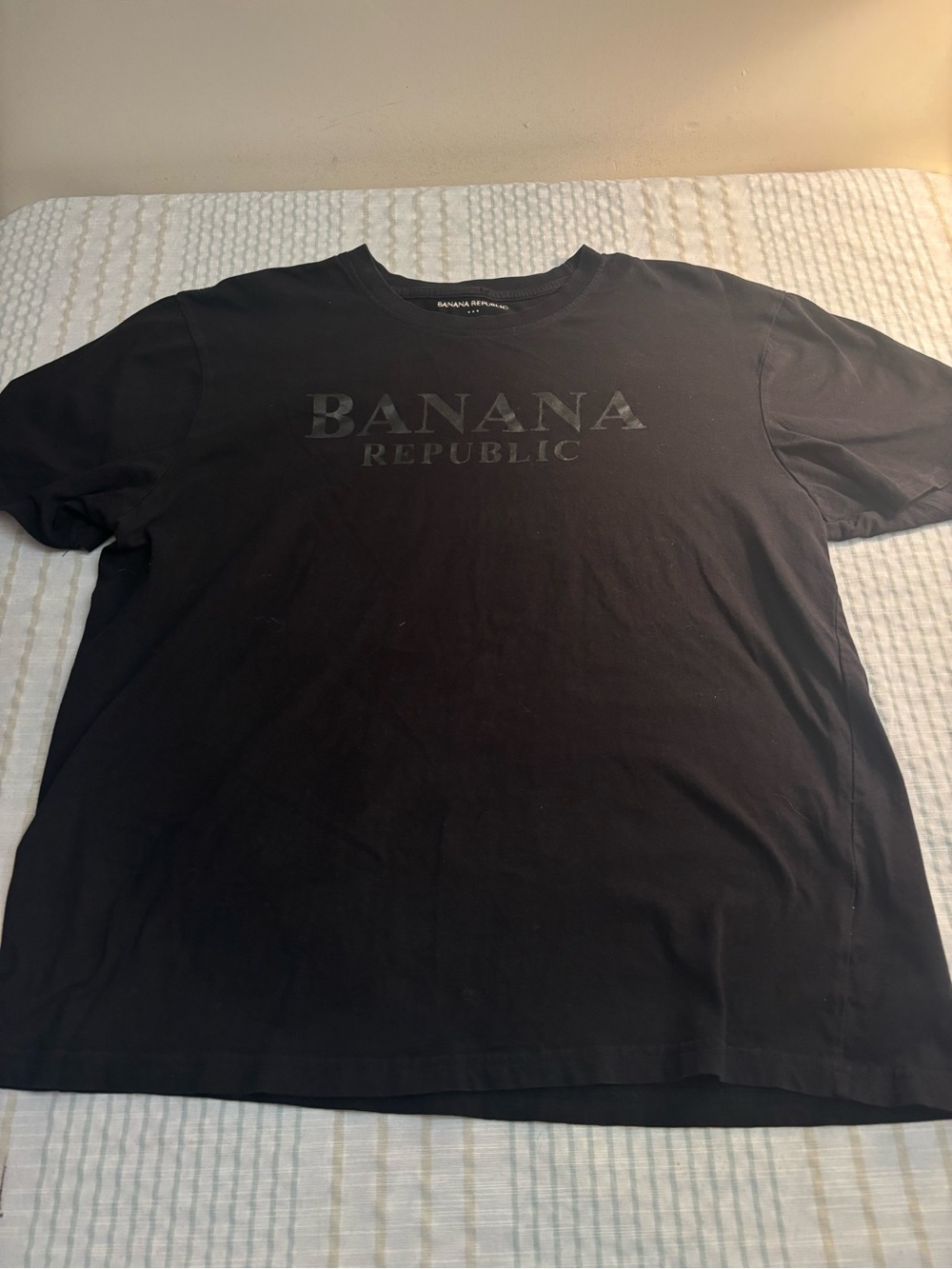 Banana Republic Black Logo Short Sleeve Tee